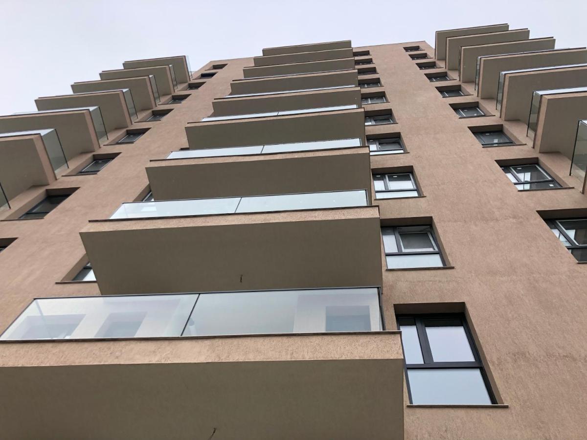 Luxury Westpark 2-Room Apartment Lakeview W5 Букурещ Екстериор снимка