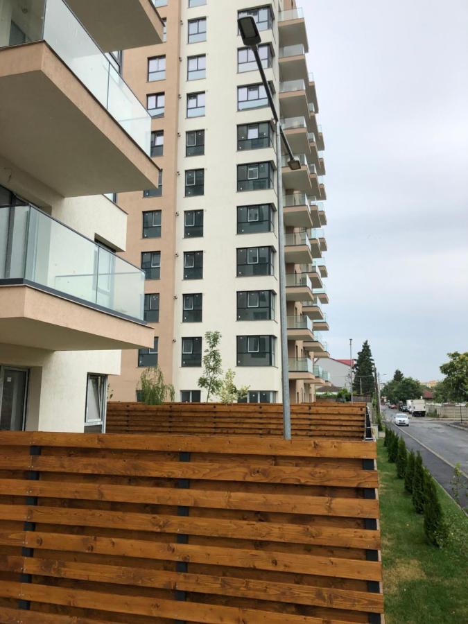 Luxury Westpark 2-Room Apartment Lakeview W5 Букурещ Екстериор снимка